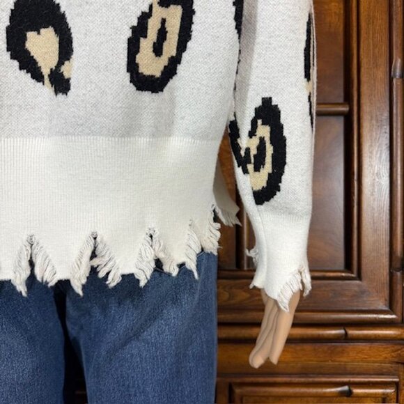 NWOT Ivory Bold Leopard Fringe Distressed Vneck Sweater - Picture 11 of 14